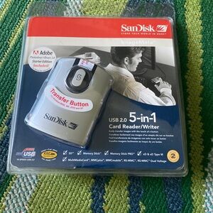 SanDisk 5-in-1 Card Reader/Writer USB 2.0